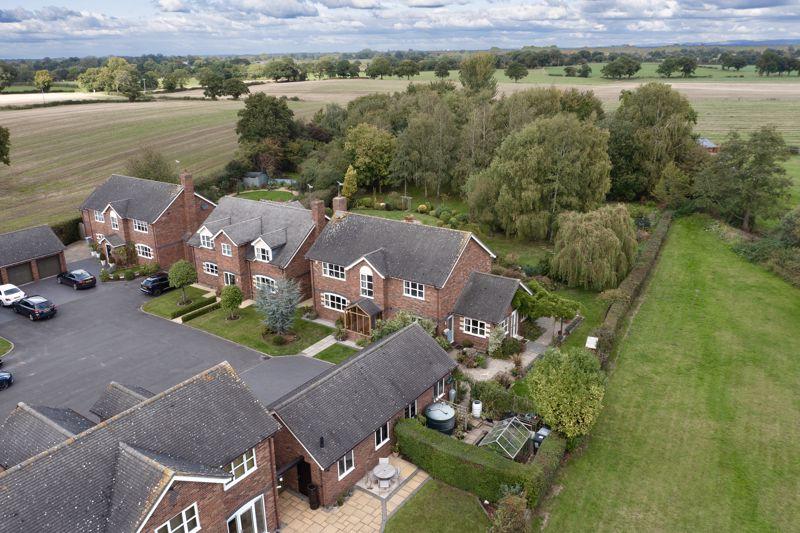 Park Lane, Hatherton, Nantwich, Cheshire CW5 7QG 4 bed detached house