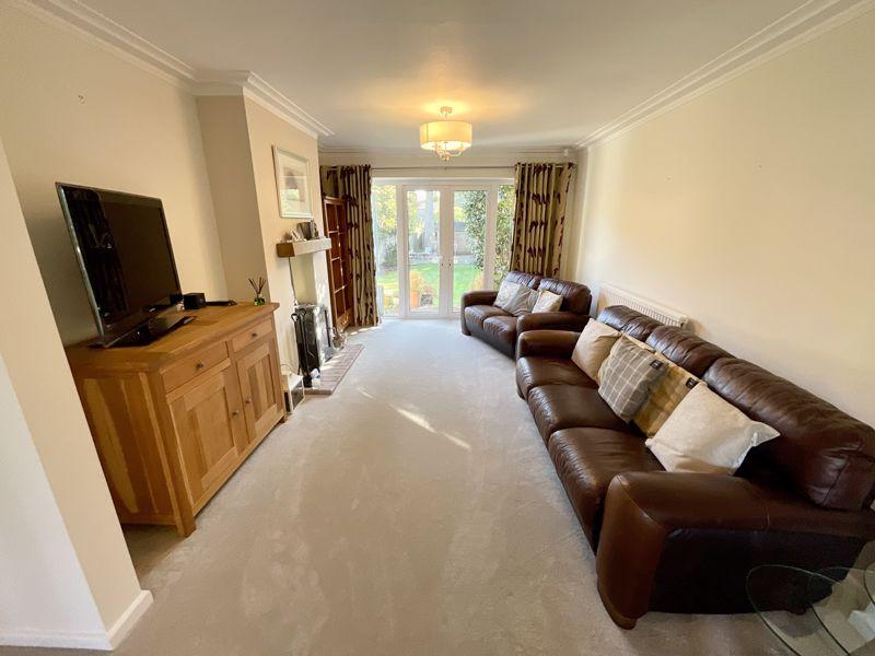 Parkway, Trentham 3 bed semidetached house £375,000