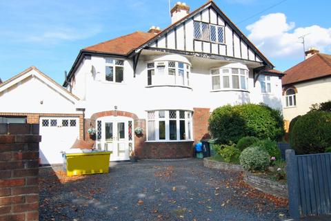 3 bedroom semi-detached house for sale - Estcourt Road, Gloucester