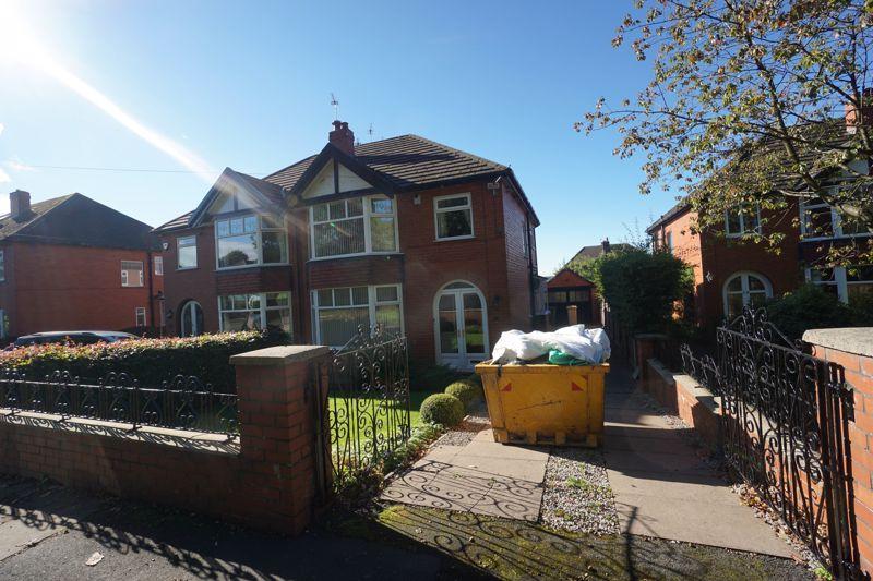 Cedar Avenue, Horwich 3 bed semidetached house for sale £315,000