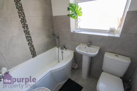 3 bedroom semi-detached house for sale, Oakhill Close, Bolton, BL2