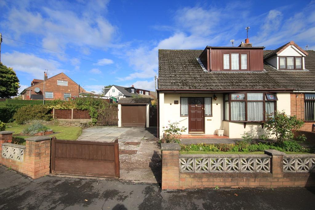 Earle Street, NewtonleWillows, WA12 3 bed semidetached bungalow for