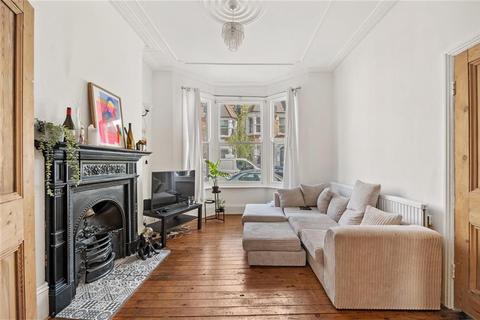 29 Belgrade Road, London, N16 8DH