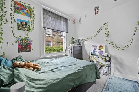 29 Belgrade Road, London, N16 8DH