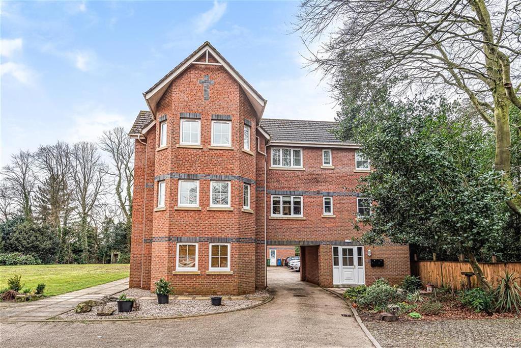 Orchard Lane, Leigh, WN7 1EJ 2 bed flat for sale £130,000