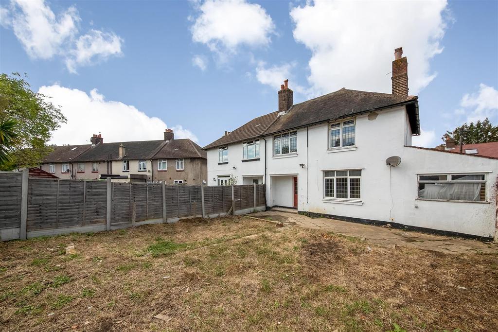 Mayeswood Road, London 3 bed semidetached house £475,000