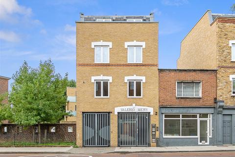 13 Valerio Mews, London, N1 4FB