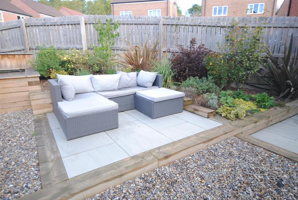21bulaclosegarden6.JPG
