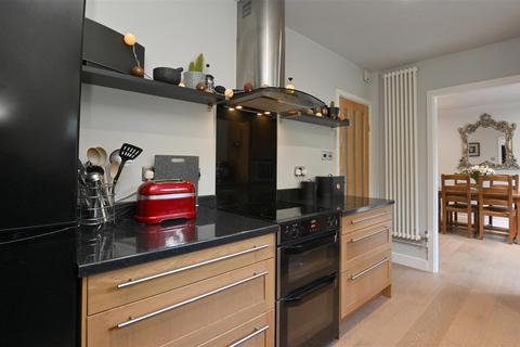 3 bedroom semi-detached house for sale - Old Hay Close, Sheffield