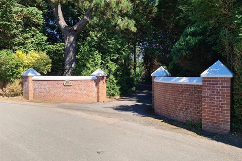 Plot for sale, Chapel, Launceston