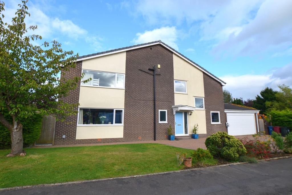 Southfield Drive, West Bradford, Clitheroe 4 bed detached house £540,000