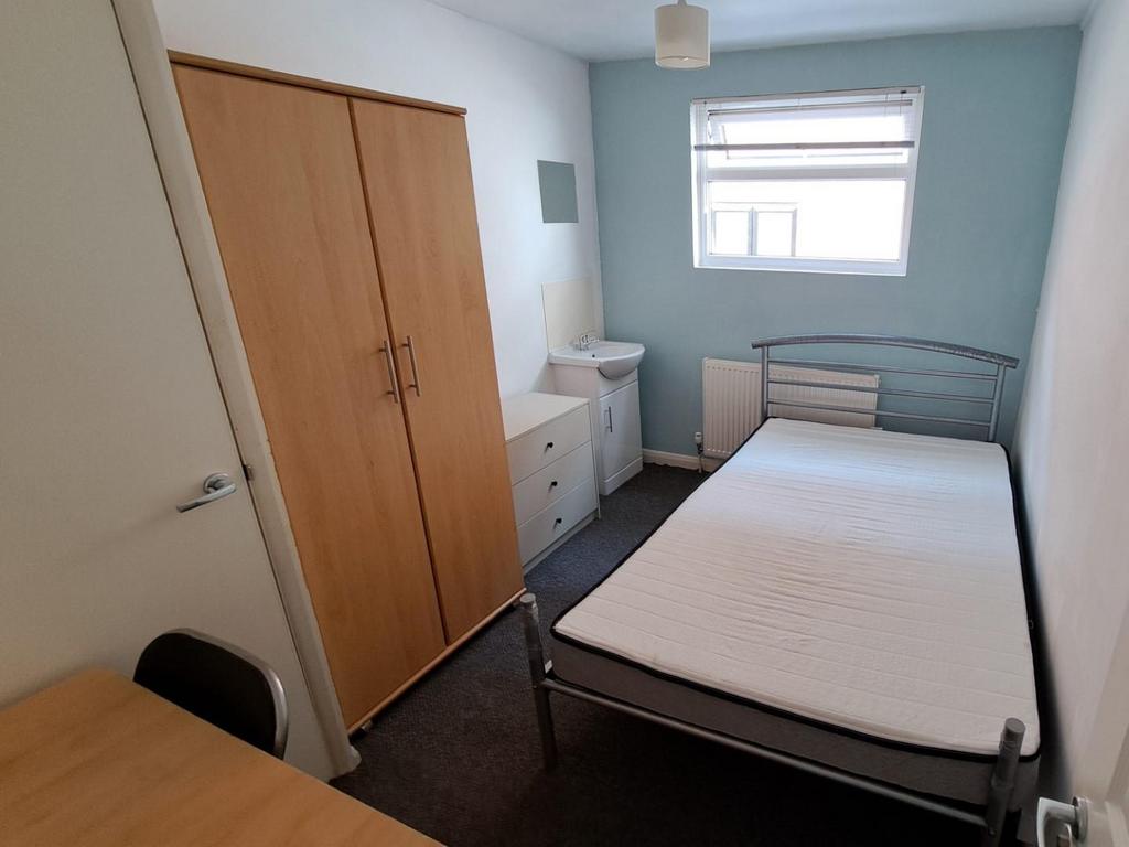 Bedroom.jpg