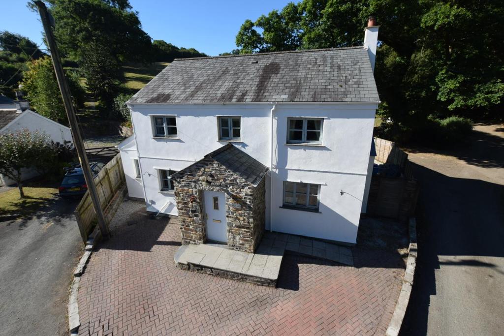 Daws House, Launceston 3 bed detached house for sale £425,000