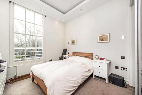 2 bedroom apartment to rent - Myddelton Square, London