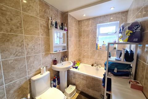 114 Peterborough Road, Carshalton, SM5 1DZ