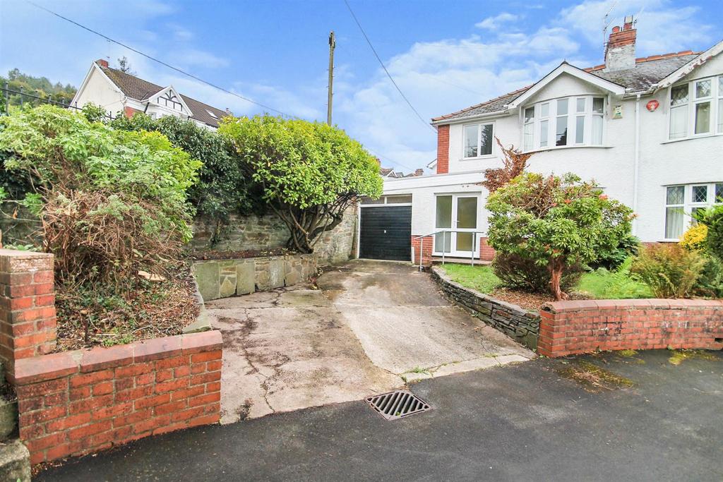 Princes Avenue, Caerphilly 4 bed semidetached house £399,995
