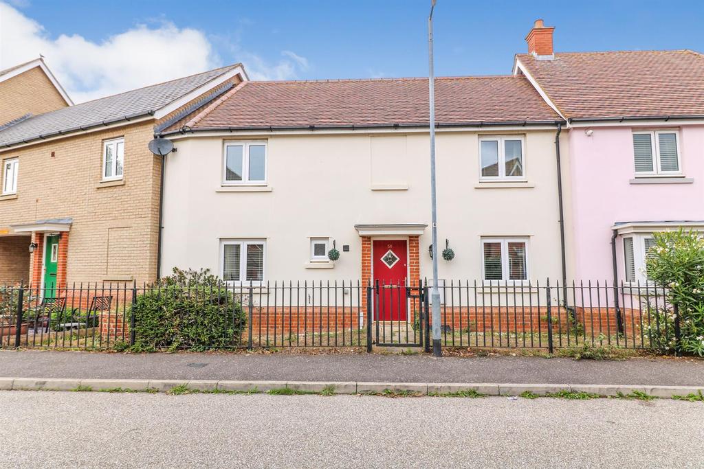Holst Avenue, Witham 3 bed terraced house £325,000