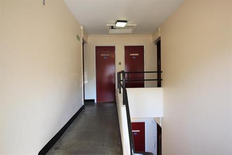 184 Commonwealth Way, London, SE2 0LE