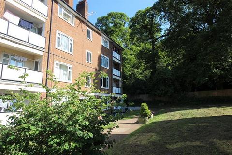184 Commonwealth Way, London, SE2 0LE