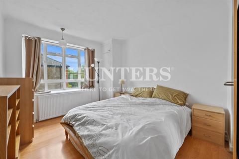 1 bedroom flat for sale - Mapesbury Road, London, NW2