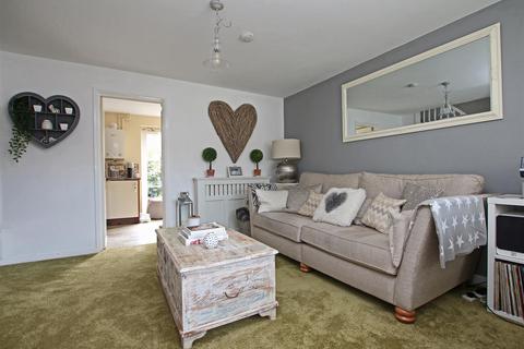 57 Earles Meadow, Horsham, RH12 4HR