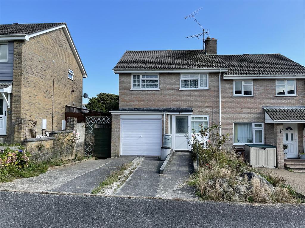 Claybourne Close, St. Austell 3 bed house for sale £300,000
