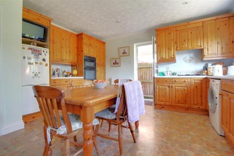 49a Upton Close, Barnwood, Gloucester, GL4 3EX