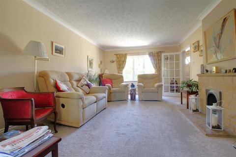 49a Upton Close, Barnwood, Gloucester, GL4 3EX