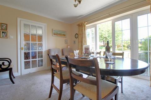 49a Upton Close, Barnwood, Gloucester, GL4 3EX