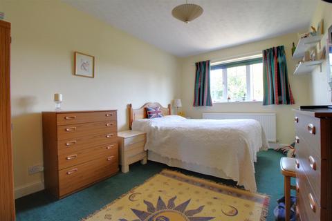 49a Upton Close, Barnwood, Gloucester, GL4 3EX