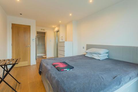 2 bedroom apartment for sale - Albert Embankment, London, SE1