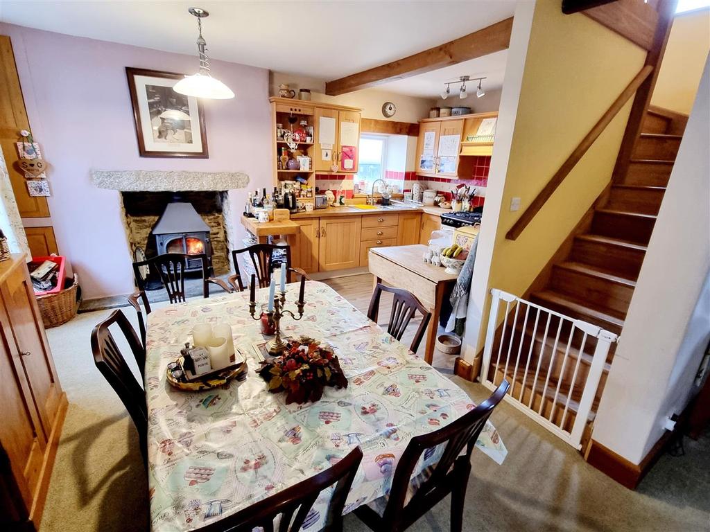 Launceston Road, Callington 4 bed detached house for sale £329,950