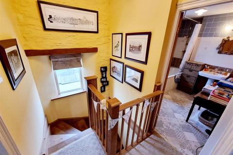 7 Launceston Road, Callington, PL17 7BS