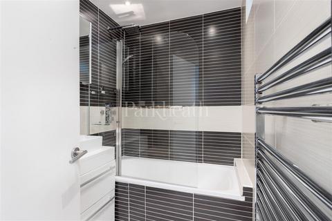 Flat 4, 14 Belsize Park, London, NW3 4ES