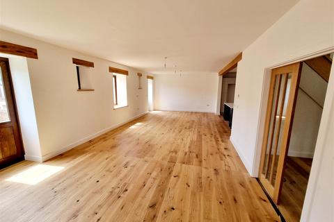 4 bedroom barn conversion for sale - Nr Lezant, Launceston
