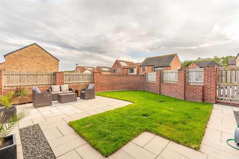 4 bedroom detached house for sale - Brambling Place, Wideopen, Newcastle Upon Tyne
