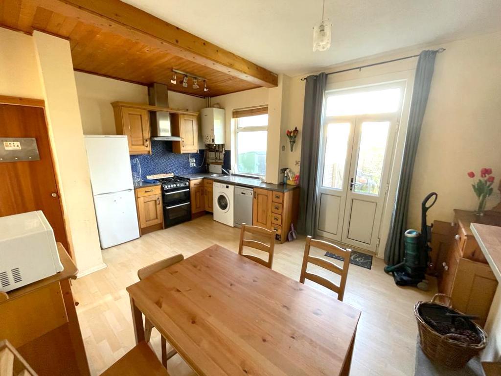 Norton Road, Mumbles, Swansea 2 bed semidetached house for sale £275,000