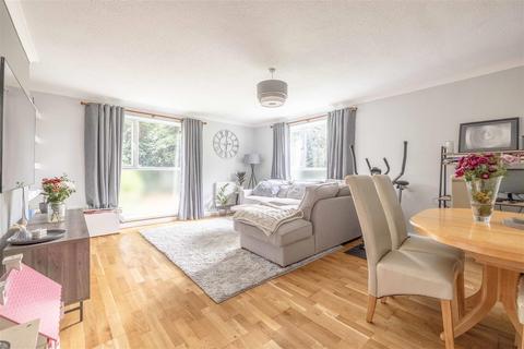2 bedroom apartment for sale - Dedworth Road, Windsor