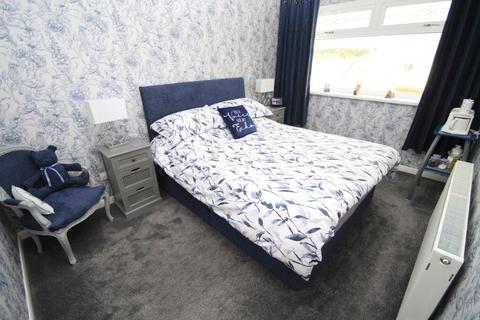 18 Ashbourne Way, Cleckheaton, BD19 5JA