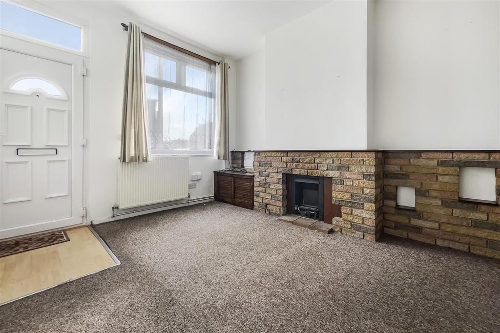Kingfield Road, Foleshill, Coventry 2 bed end of terrace house £149,500