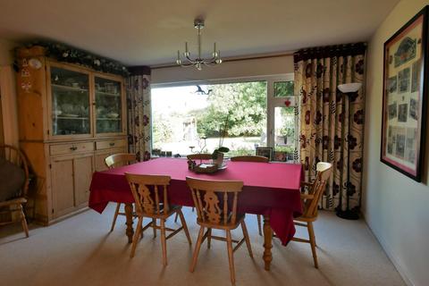 30 Britten Road, Penarth, CF64 3QJ