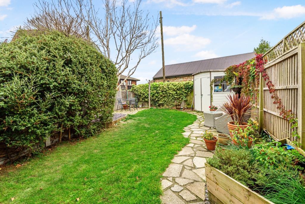 Chapel Street, Billericay 2 bed terraced house £350,000