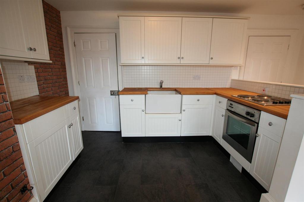 Foregatest,38ckitchen.JPG
