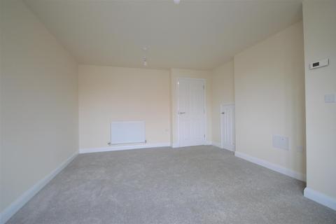 3 bedroom townhouse to rent - Rollers Close, Duston Gardens