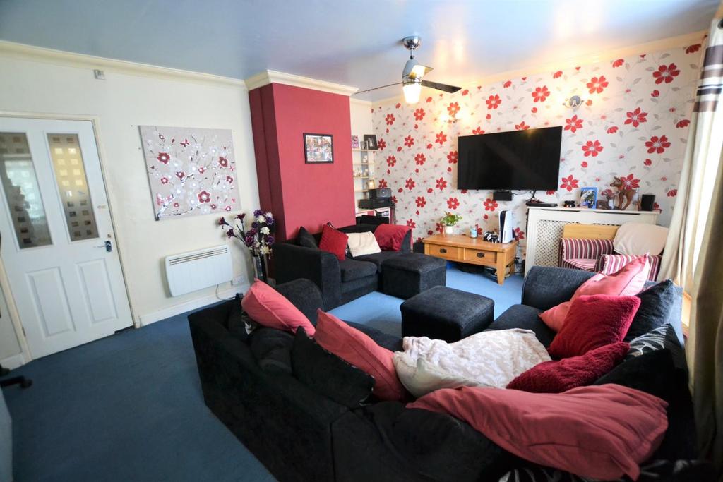 Newland Road, Bristol 3 bed terraced house £280,000