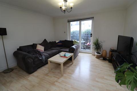 2 bedroom apartment to rent - Plough Way, Surrey Quays SE16