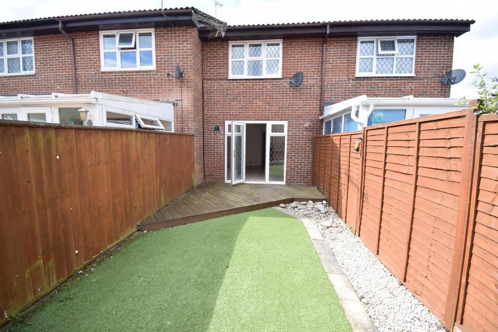 Amberwood, Ferndown 2 bed house £1,150 pcm (£265 pw)