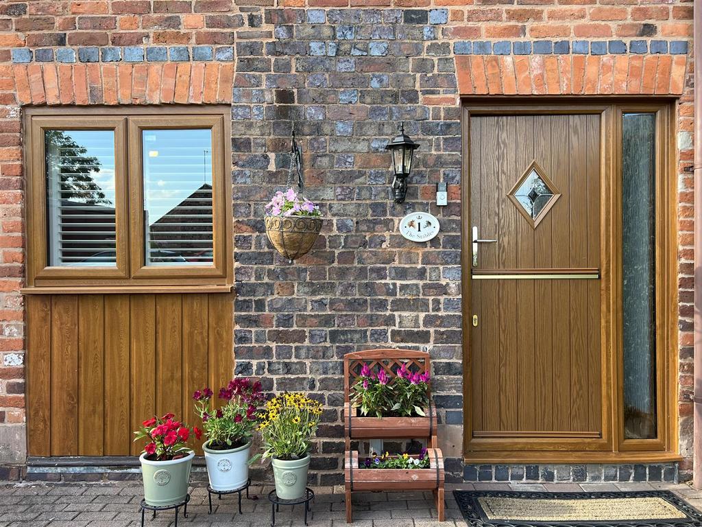 A983 D5 D5-C1 D0-410 C-8 AB9-83 A68 B60047 F.jpeg