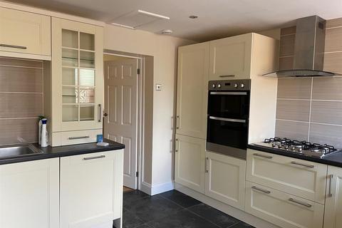 19 Crosslands, Tonedale, Wellington, TA21 0AS