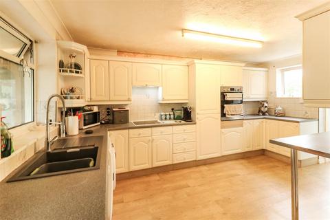 301 Halling Hill, Harlow, CM20 3JU